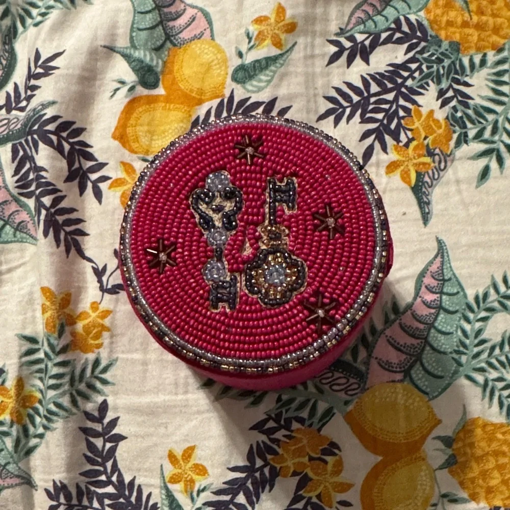 ✨ Anthropologie Fortune Beaded Lidded Jewelry Box